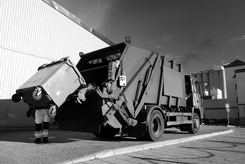 Clean streets in Palmyra with efficient trash collection